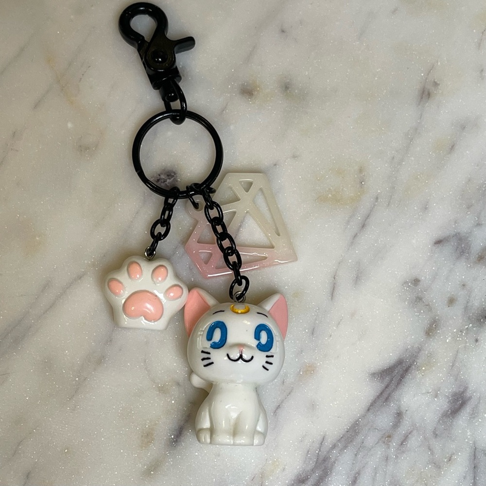 Sailor Moon Artemis Cat Keychain